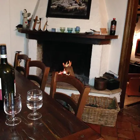 Le Querciolaie Monte Cavallo - Entire House Holiday home *